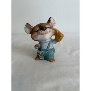 Vintage HOMCO Mouse Porcelain Figurine With Cheese Adorable Shelf Sitter